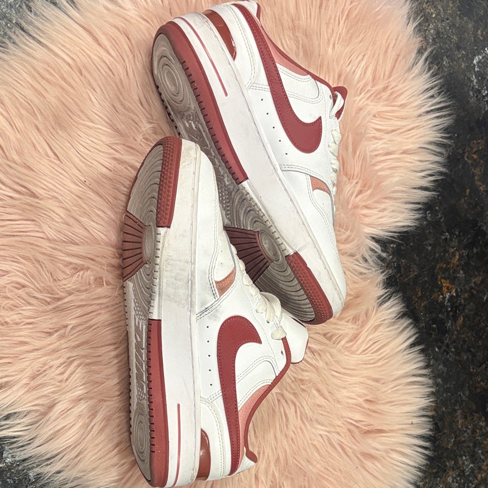 Nike Women’s Gamma Forces - Picture 2 of 7